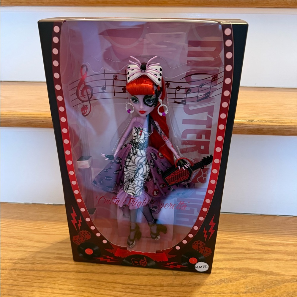 Monster High Outta Fright Operetta - FANG CLUB EXCLUSIVE